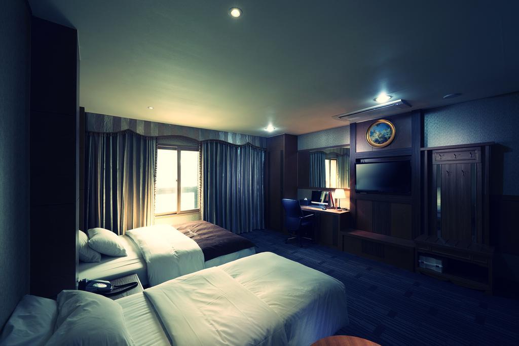 Benikea Premier Hotel Siheung Exteriör bild