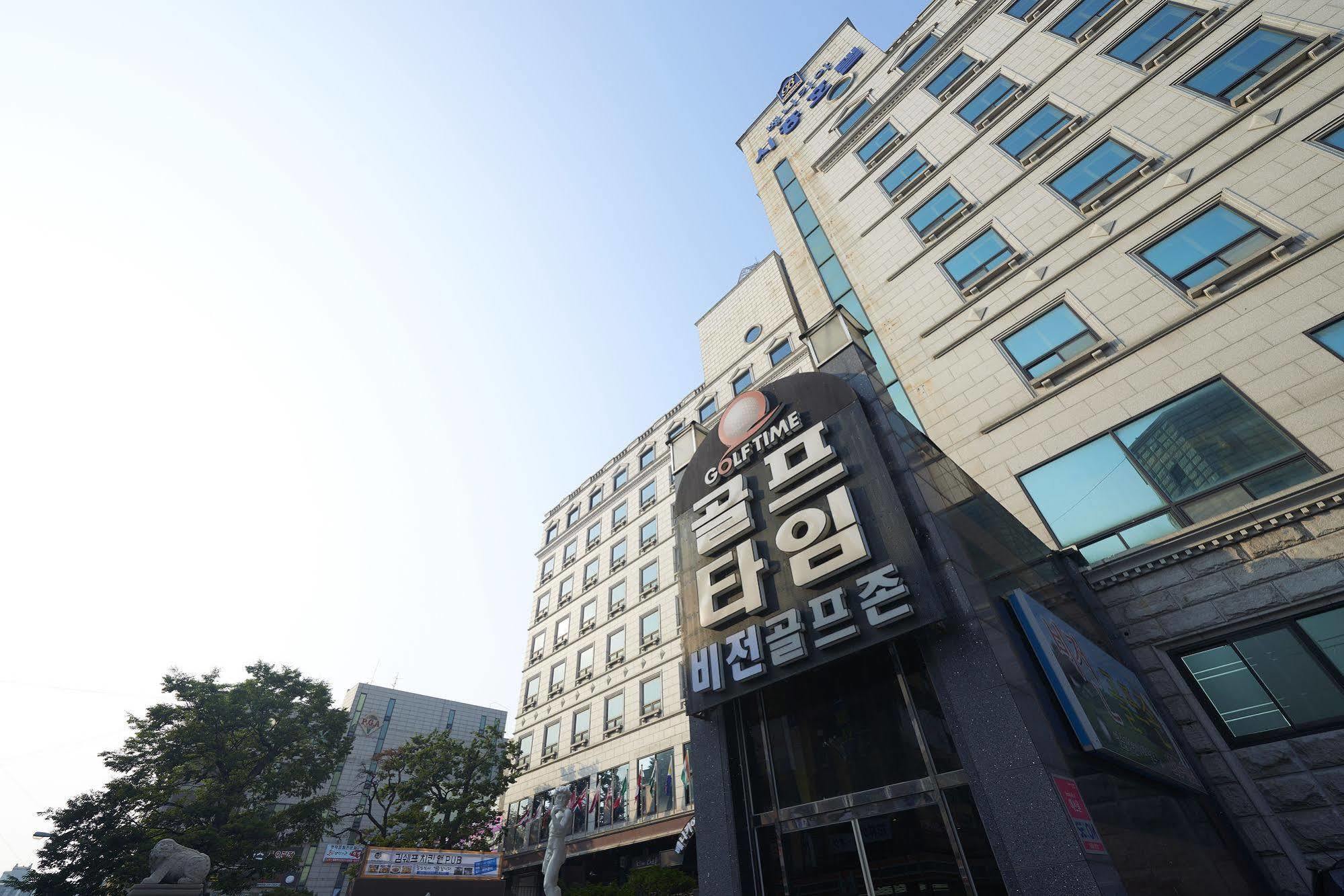 Benikea Premier Hotel Siheung Exteriör bild